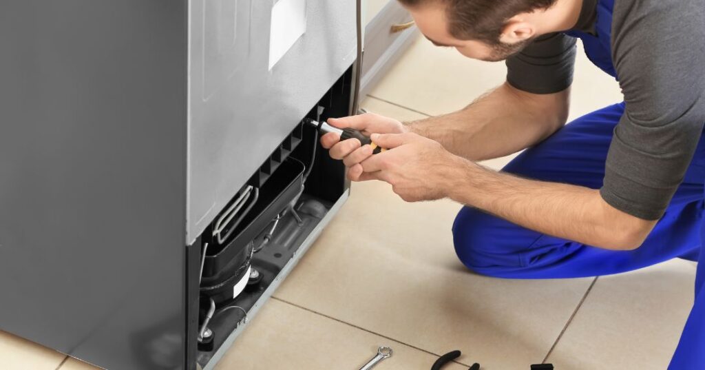 Conserto de Freezer em Vitória | Assistência Perto de Mim Limpeza de dreno e sistema de ventilação
